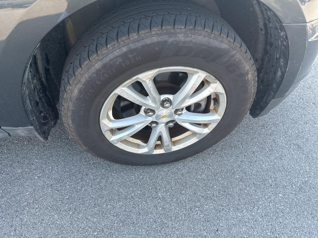 used 2017 Chevrolet Equinox car, priced at $5,900