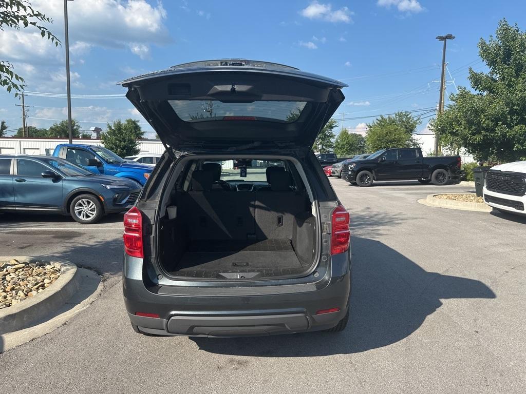 used 2017 Chevrolet Equinox car, priced at $5,900