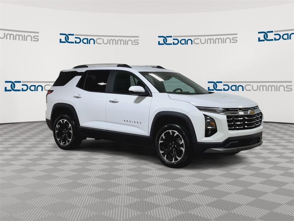 new 2025 Chevrolet Equinox car, priced at $30,745