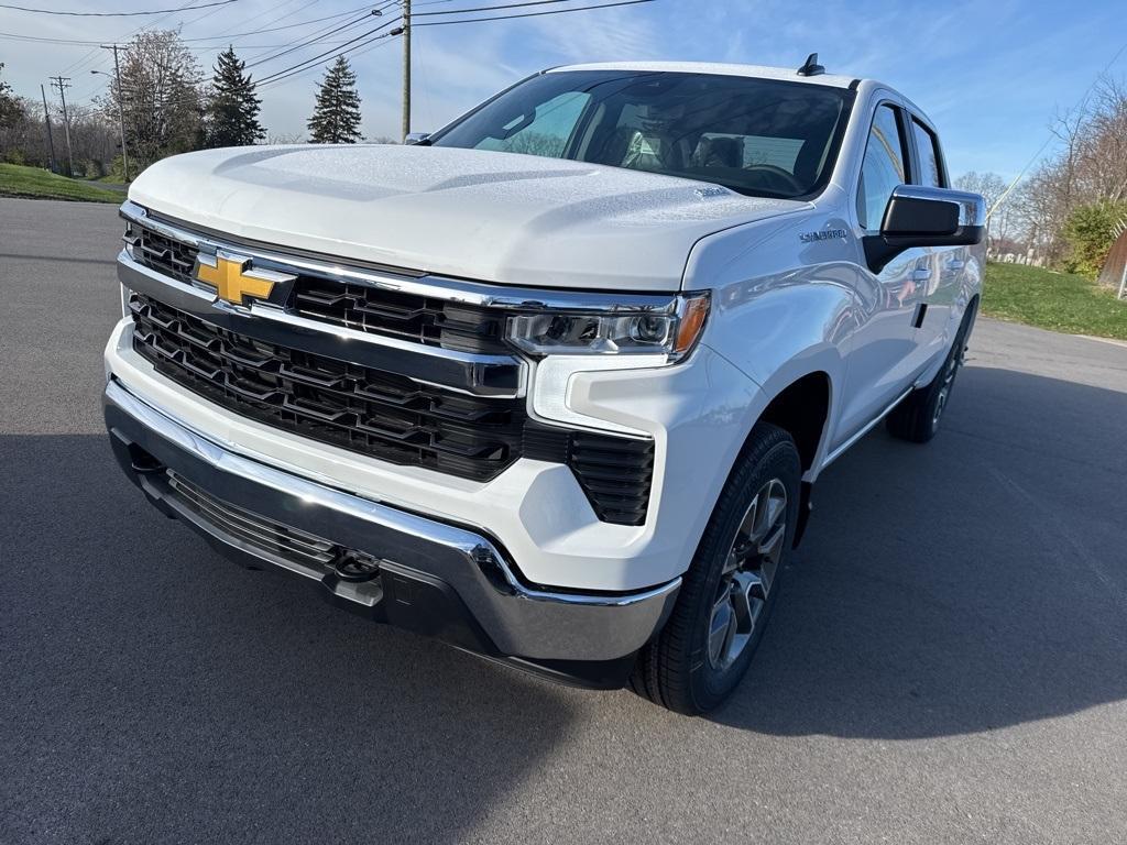 new 2025 Chevrolet Silverado 1500 car, priced at $46,895