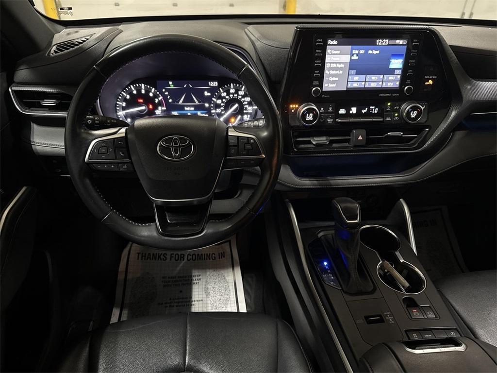 used 2021 Toyota Highlander car, priced at $25,987