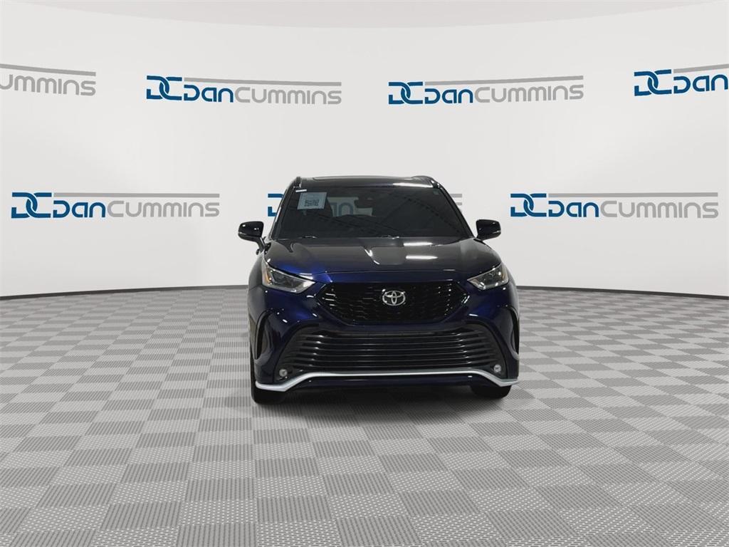 used 2021 Toyota Highlander car, priced at $25,987