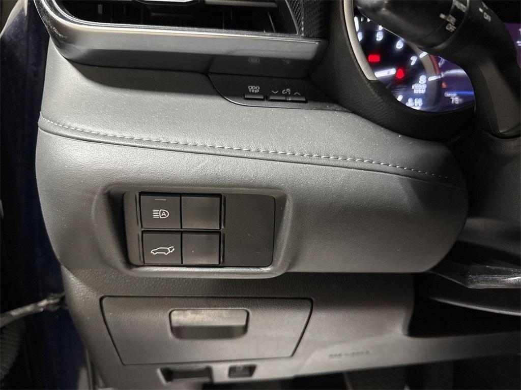 used 2021 Toyota Highlander car, priced at $25,987