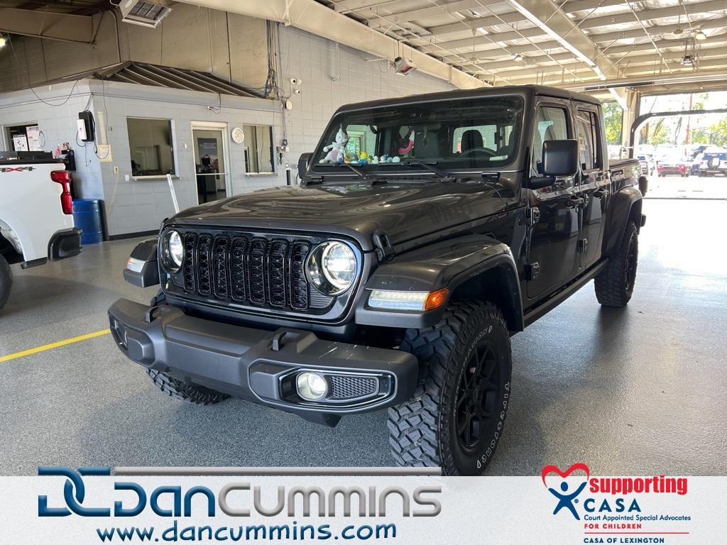 used 2024 Jeep Gladiator car