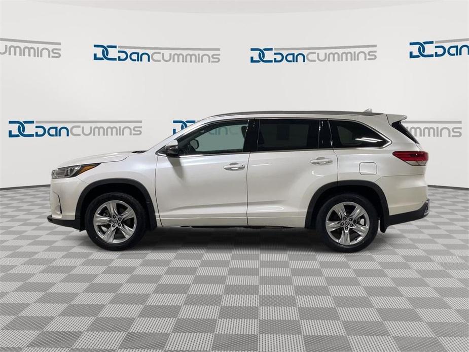 used 2019 Toyota Highlander car, priced at $25,587