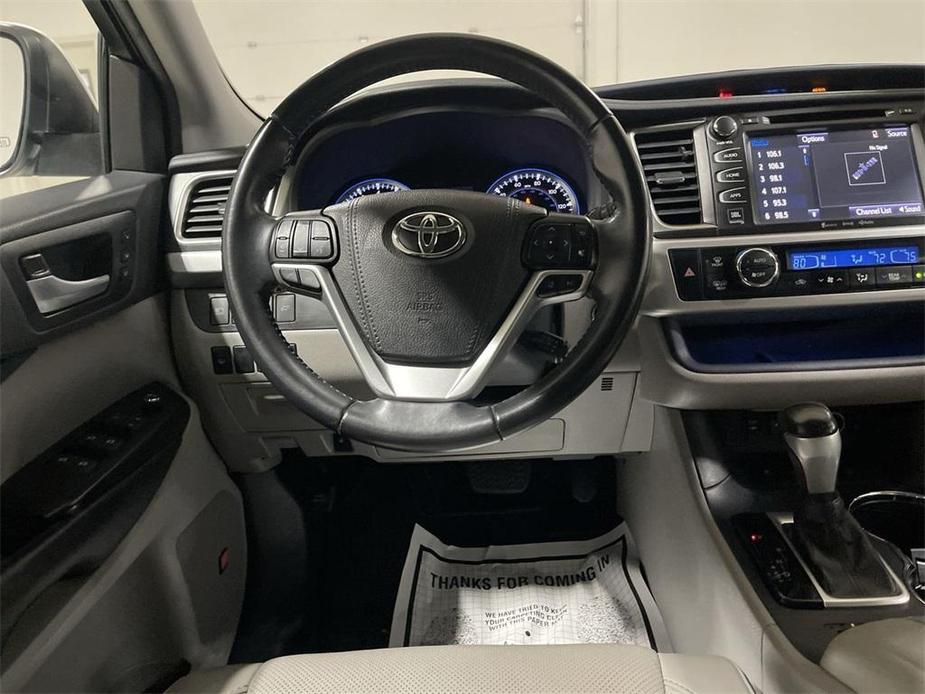 used 2019 Toyota Highlander car, priced at $25,587