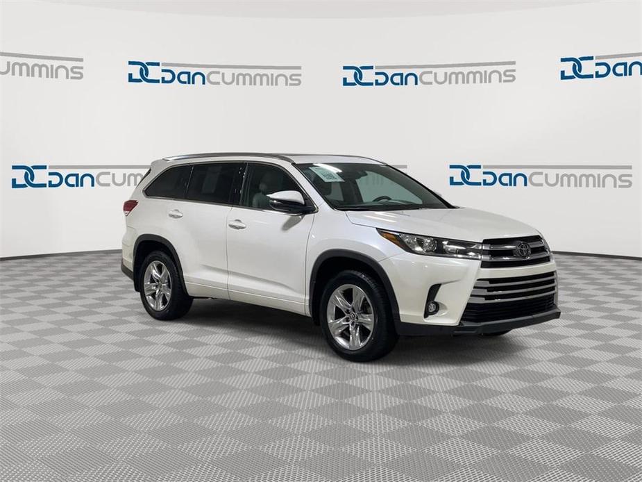 used 2019 Toyota Highlander car, priced at $25,587