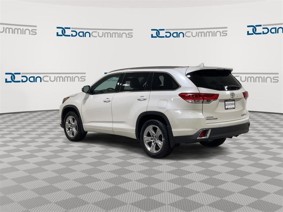 used 2019 Toyota Highlander car, priced at $25,587