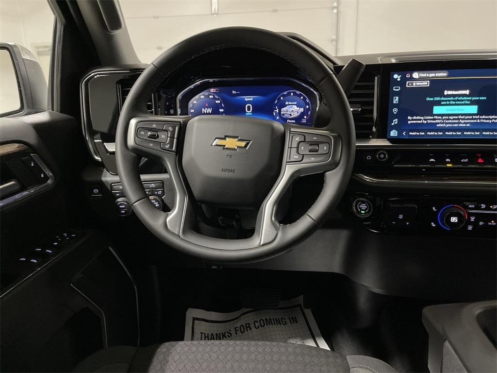 new 2025 Chevrolet Silverado 1500 car, priced at $46,395