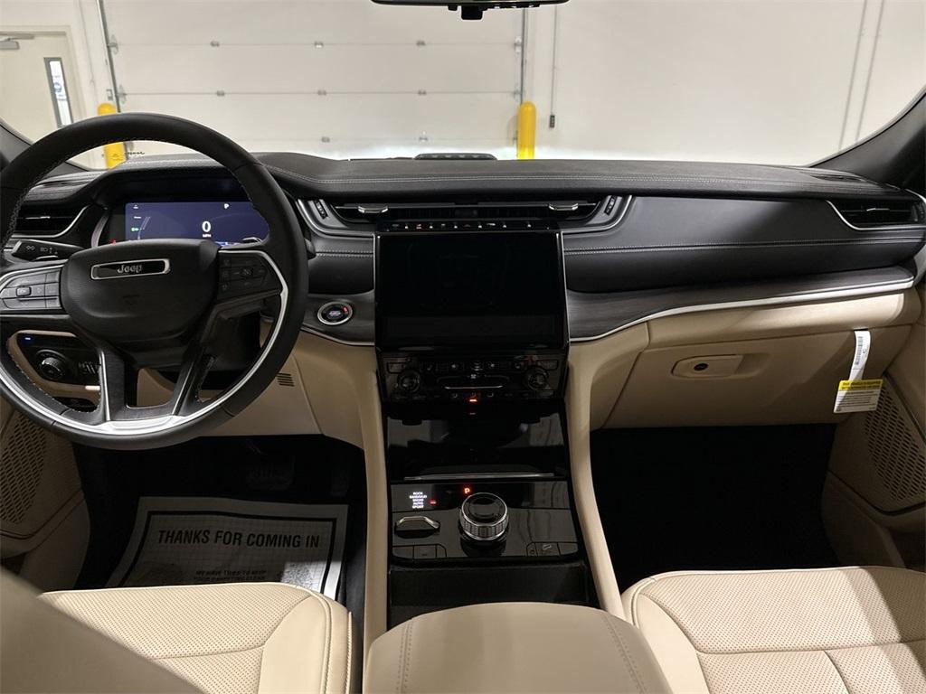 new 2025 Jeep Grand Cherokee 4xe car, priced at $60,343