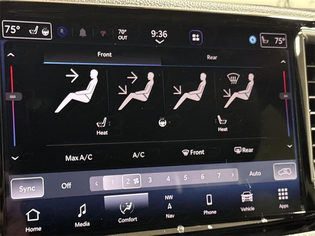 new 2025 Chrysler Pacifica car, priced at $49,585