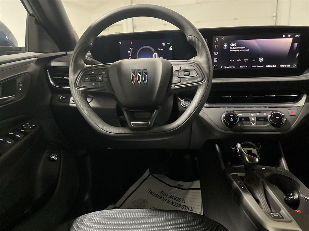 new 2025 Buick Envista car, priced at $24,973