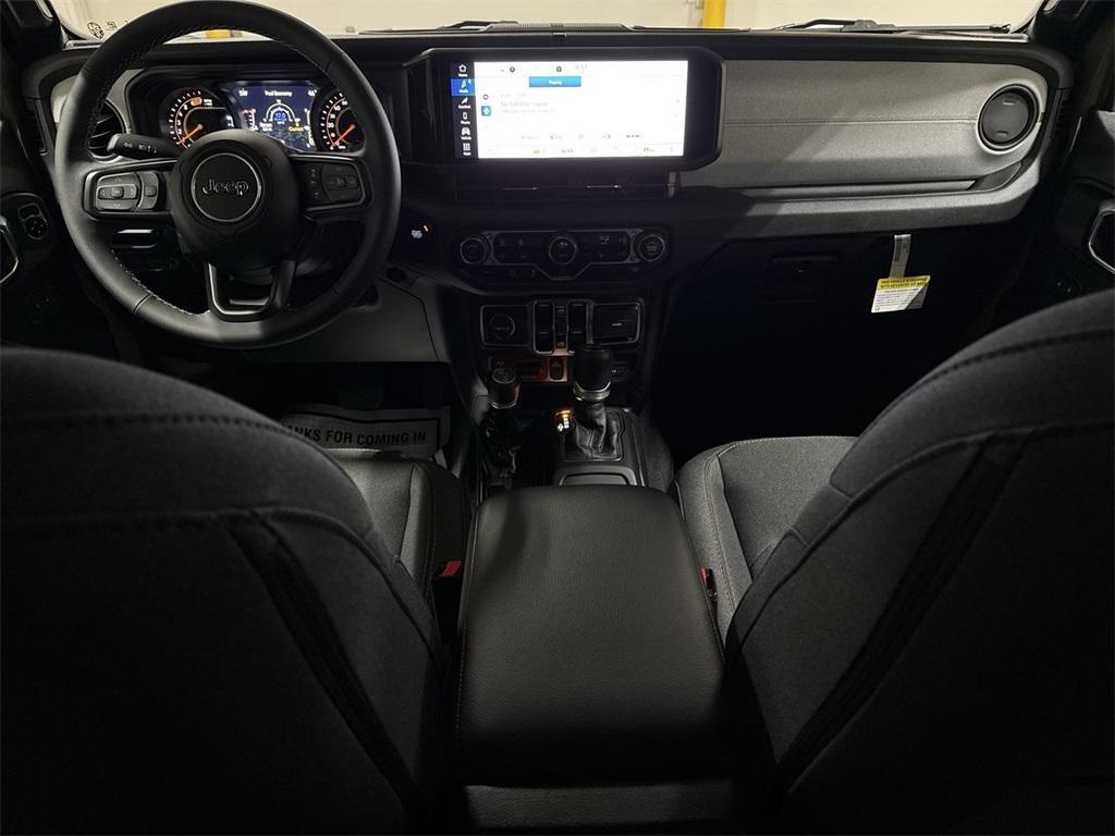 new 2025 Jeep Wrangler car, priced at $51,557