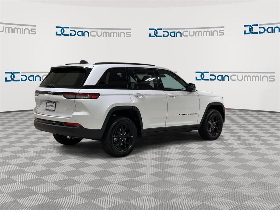 new 2024 Jeep Grand Cherokee car, priced at $39,505