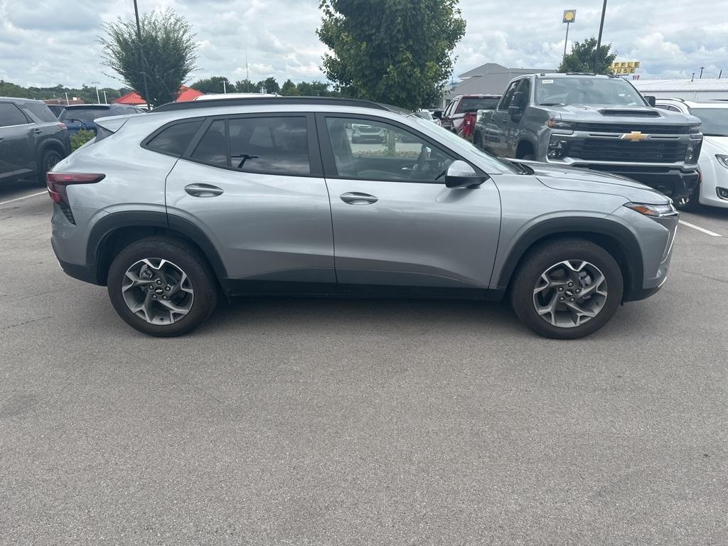 used 2024 Chevrolet Trax car, priced at $22,987