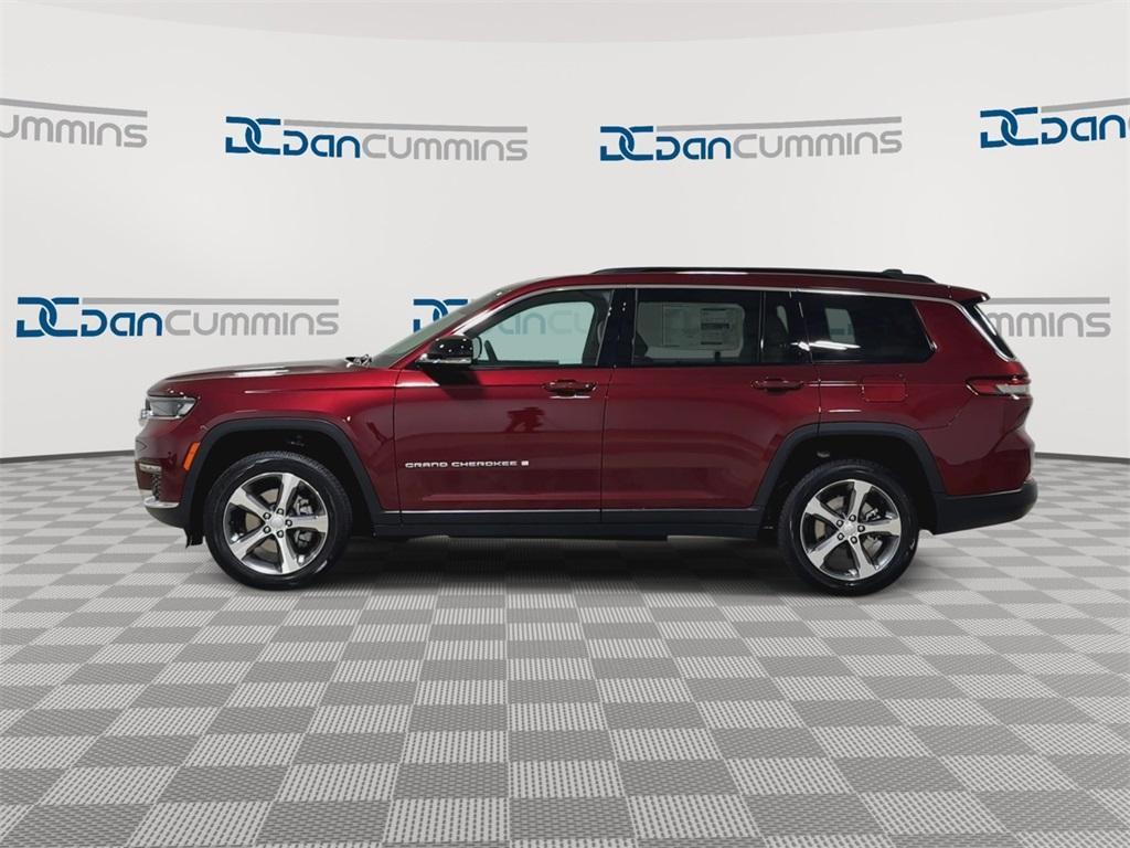 new 2025 Jeep Grand Cherokee L car, priced at $50,182