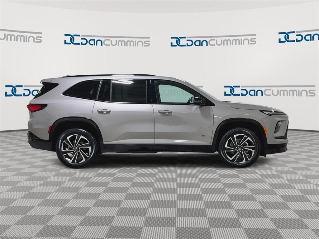 new 2026 Buick Enclave car, priced at $50,123