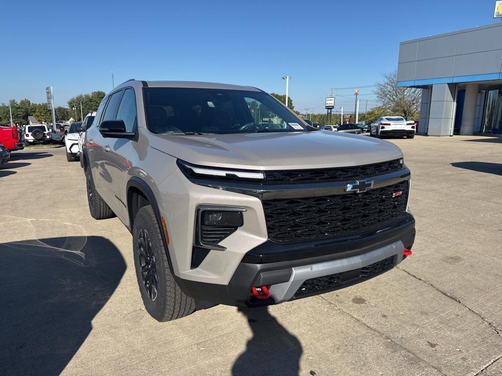 new 2026 Chevrolet Traverse car, priced at $50,412
