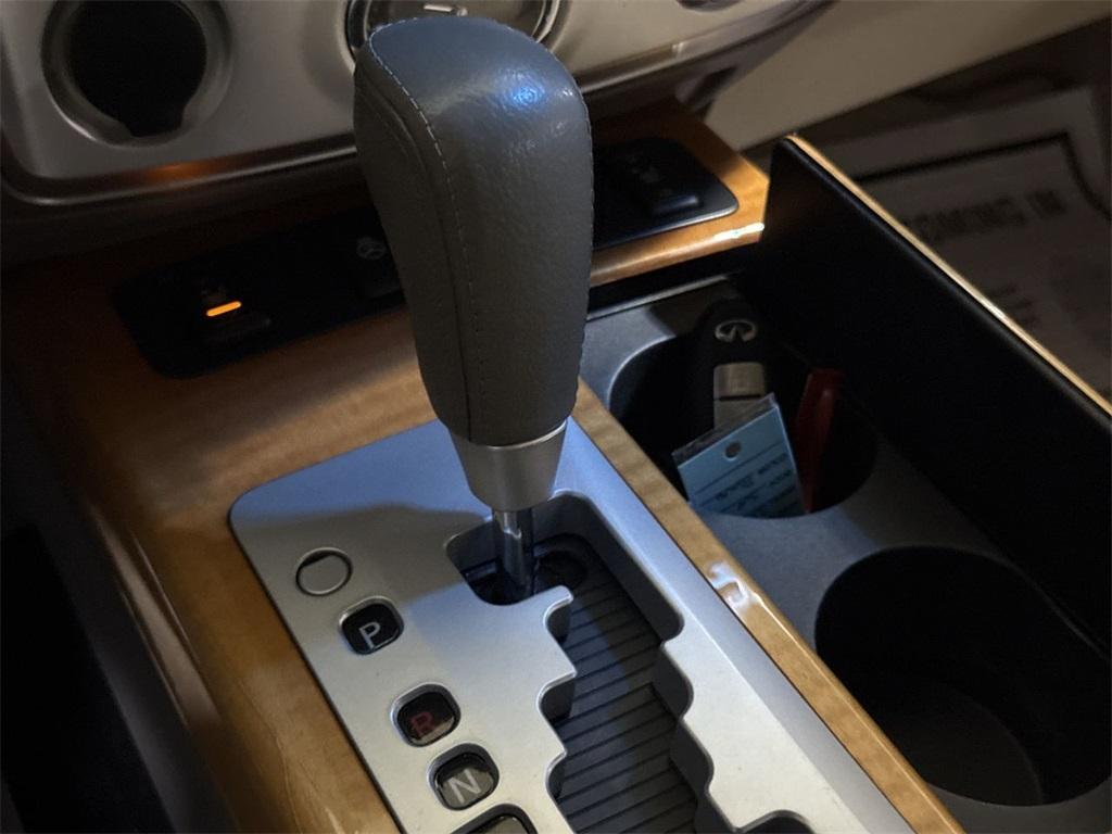 used 2008 INFINITI QX56 car, priced at $3,900