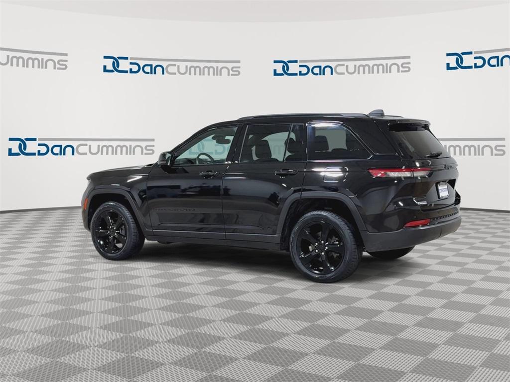 used 2022 Jeep Grand Cherokee car, priced at $32,587