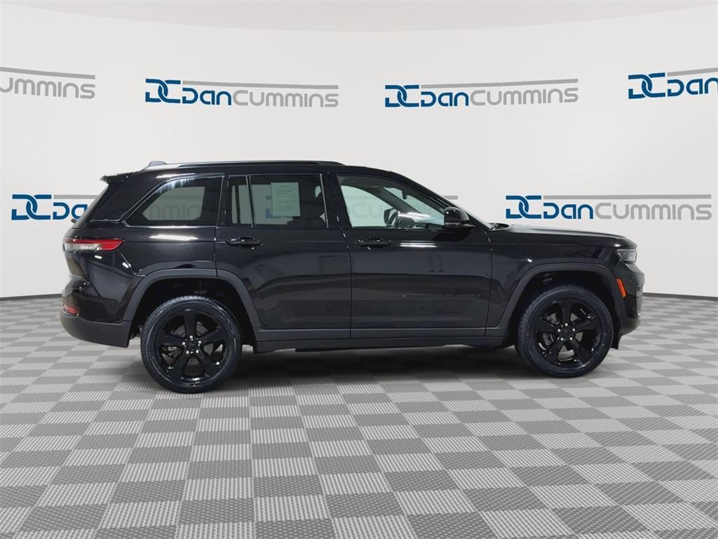 used 2022 Jeep Grand Cherokee car, priced at $32,587