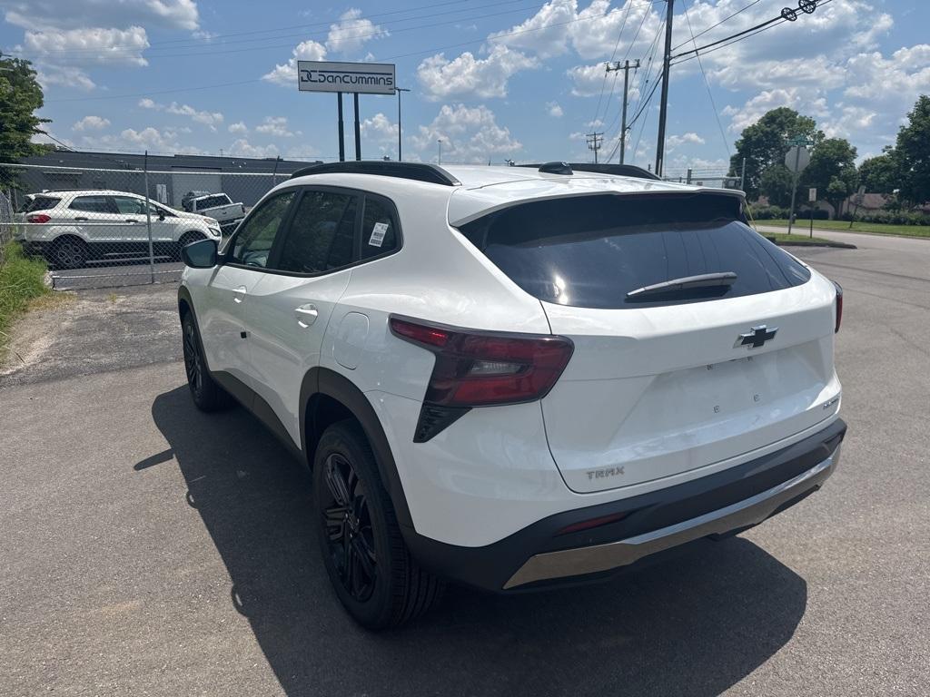 new 2025 Chevrolet Trax car, priced at $26,690