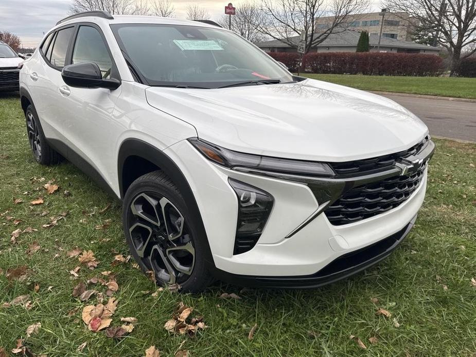 new 2025 Chevrolet Trax car, priced at $25,247