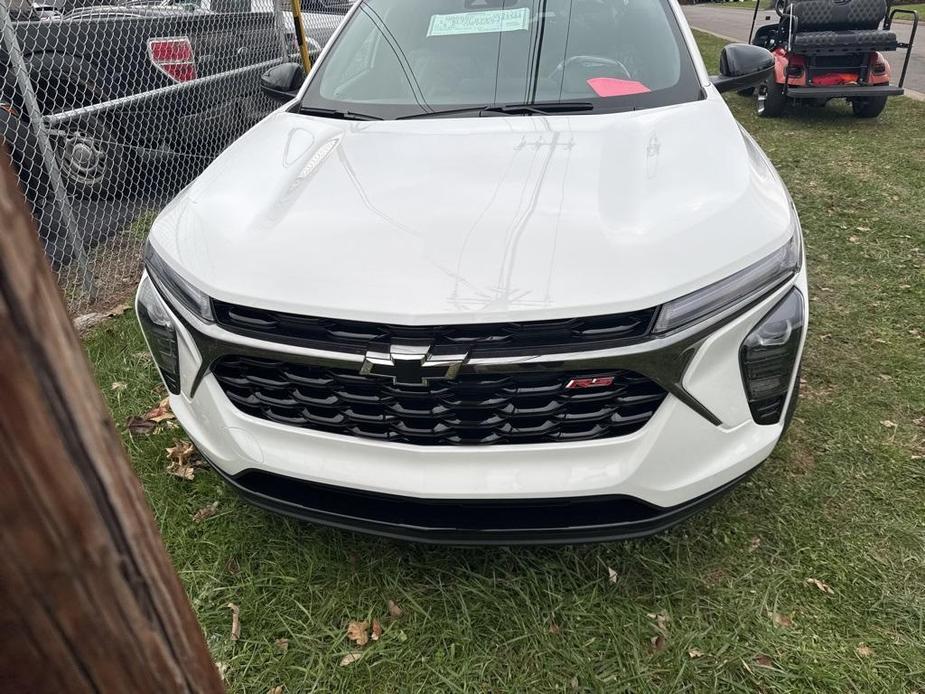 new 2025 Chevrolet Trax car, priced at $25,247