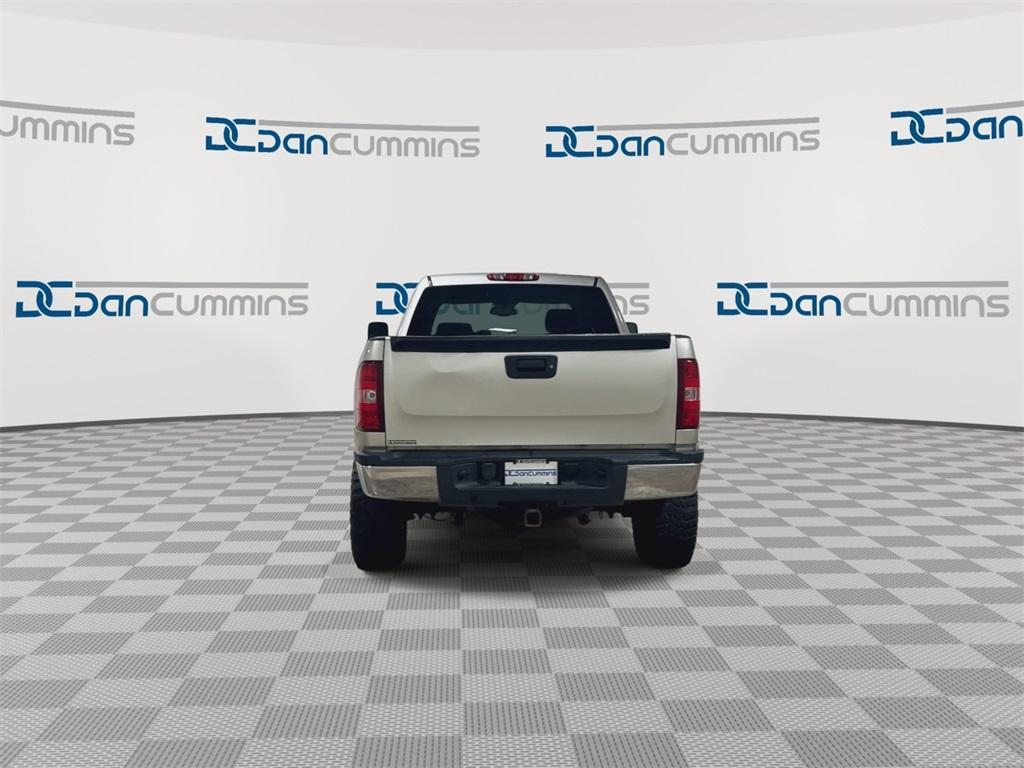 used 2007 Chevrolet Silverado 2500 car, priced at $14,500