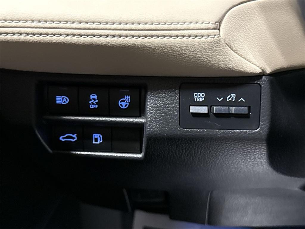 used 2021 Toyota Avalon car, priced at $27,987