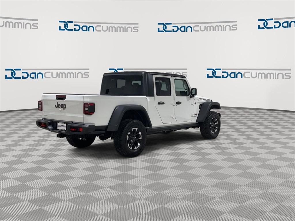 new 2024 Jeep Gladiator car, priced at $47,662