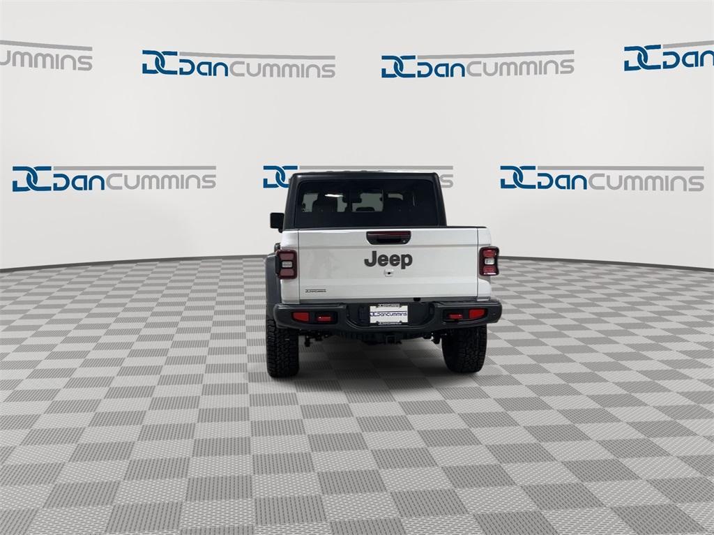 new 2024 Jeep Gladiator car, priced at $47,662