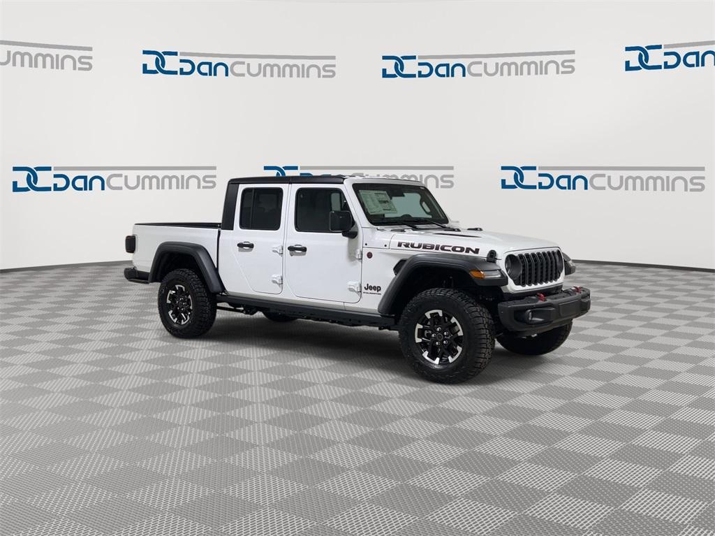 new 2024 Jeep Gladiator car, priced at $47,662