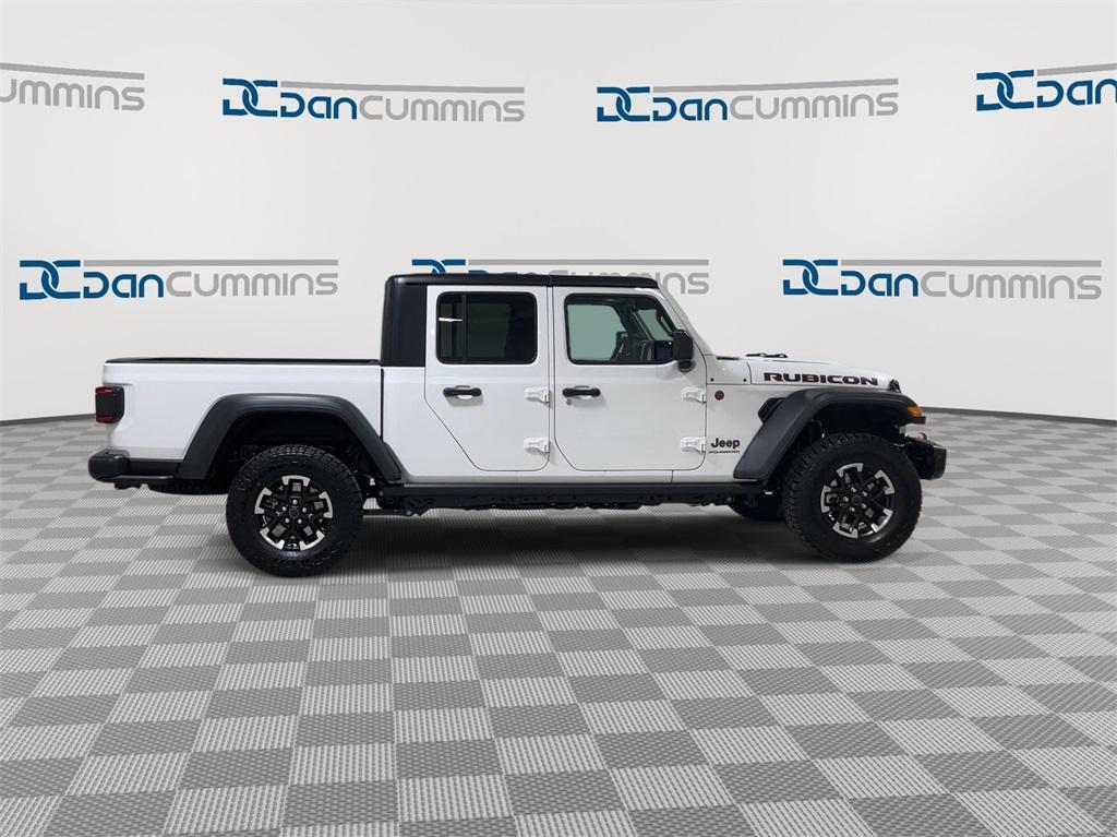 new 2024 Jeep Gladiator car, priced at $47,662