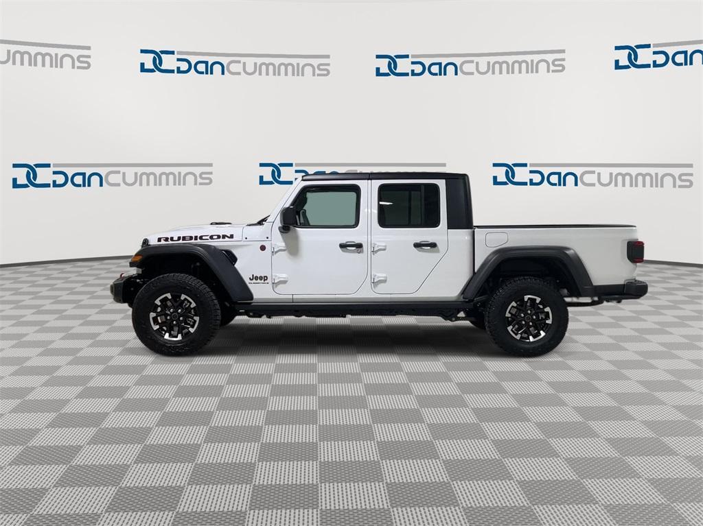 new 2024 Jeep Gladiator car, priced at $47,662