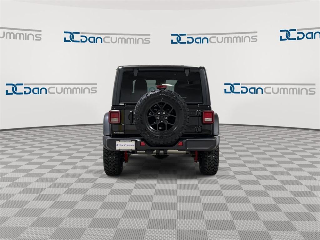 new 2025 Jeep Wrangler car, priced at $52,070