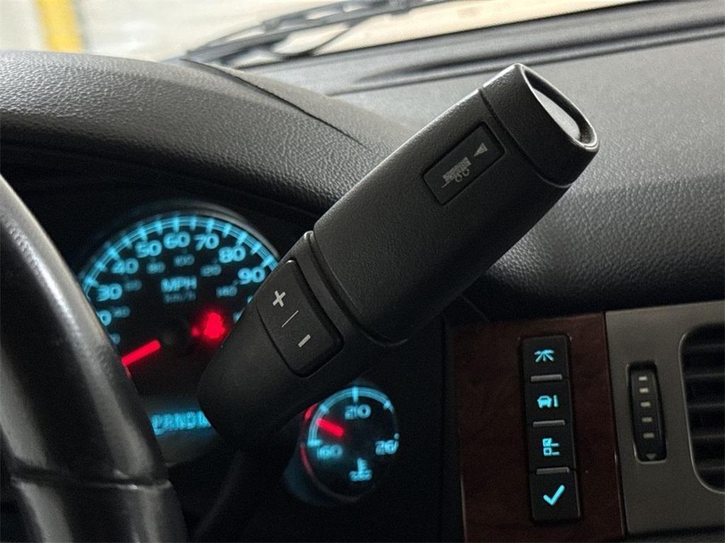 used 2010 Chevrolet Suburban car, priced at $4,900