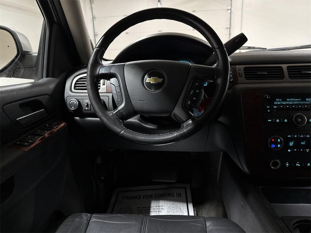 used 2010 Chevrolet Suburban car, priced at $4,900