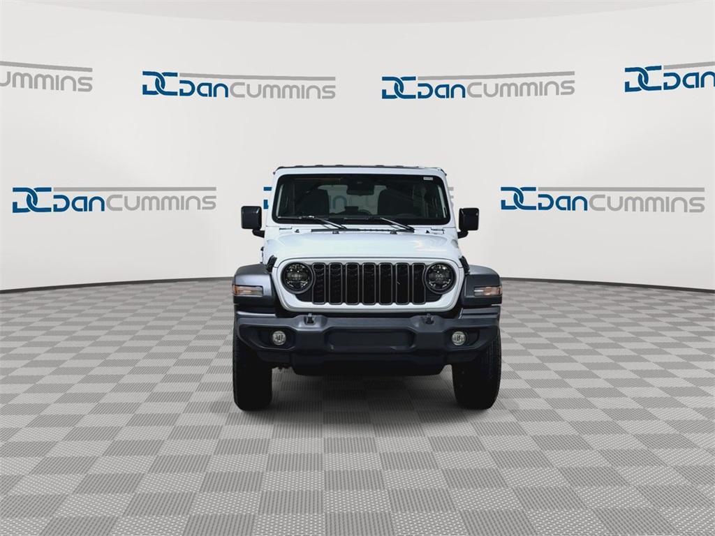 new 2025 Jeep Wrangler car, priced at $50,413