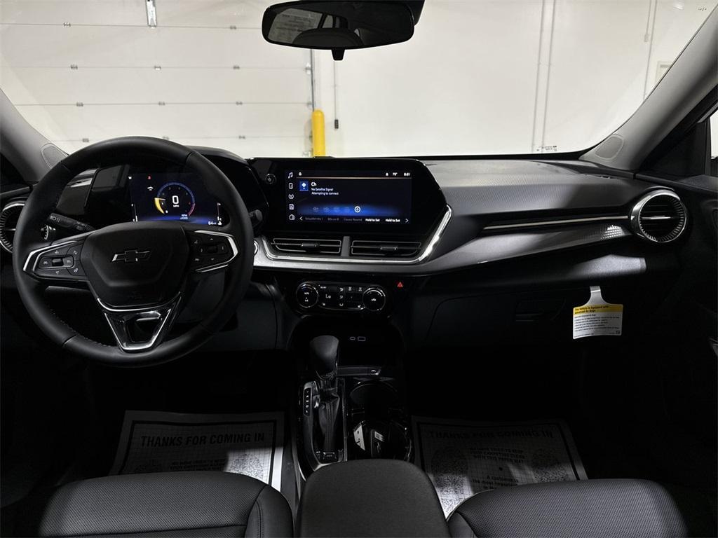 new 2025 Chevrolet Trax car, priced at $26,940