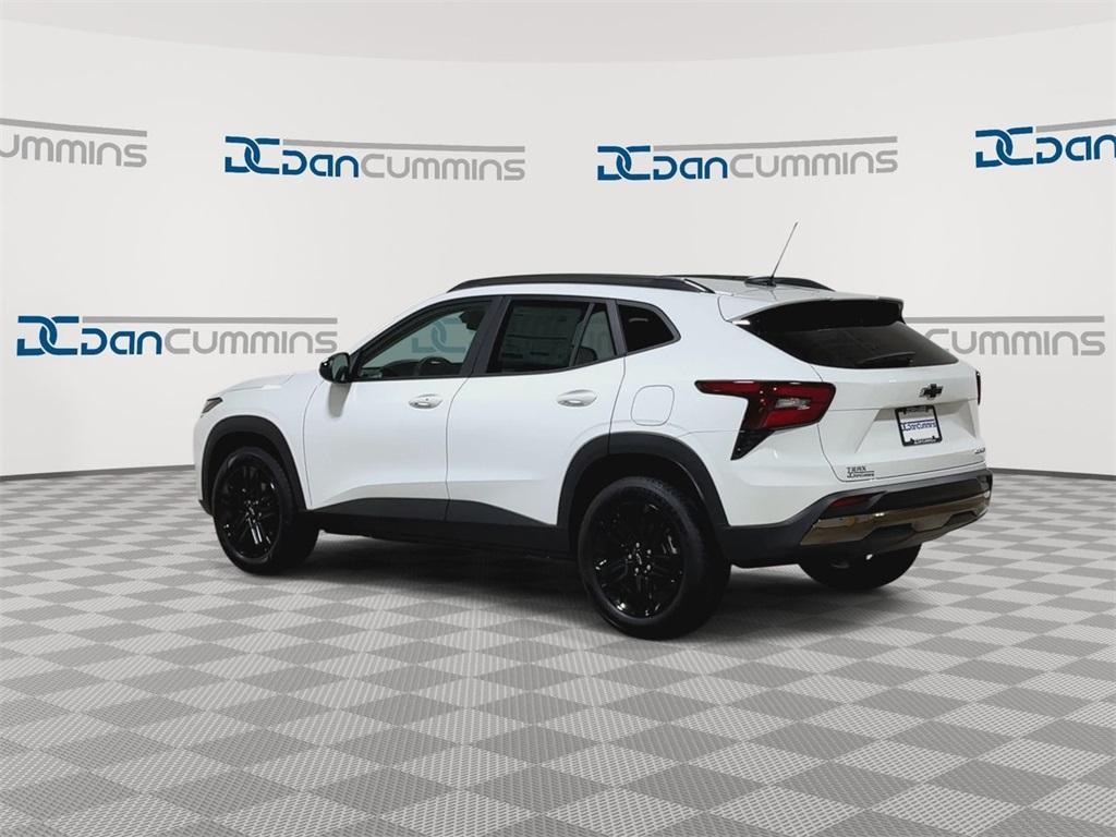 new 2025 Chevrolet Trax car, priced at $26,940