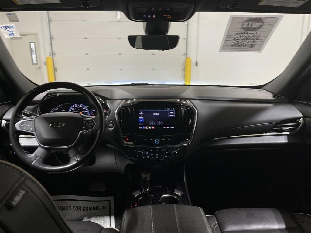 used 2022 Chevrolet Traverse car, priced at $33,987