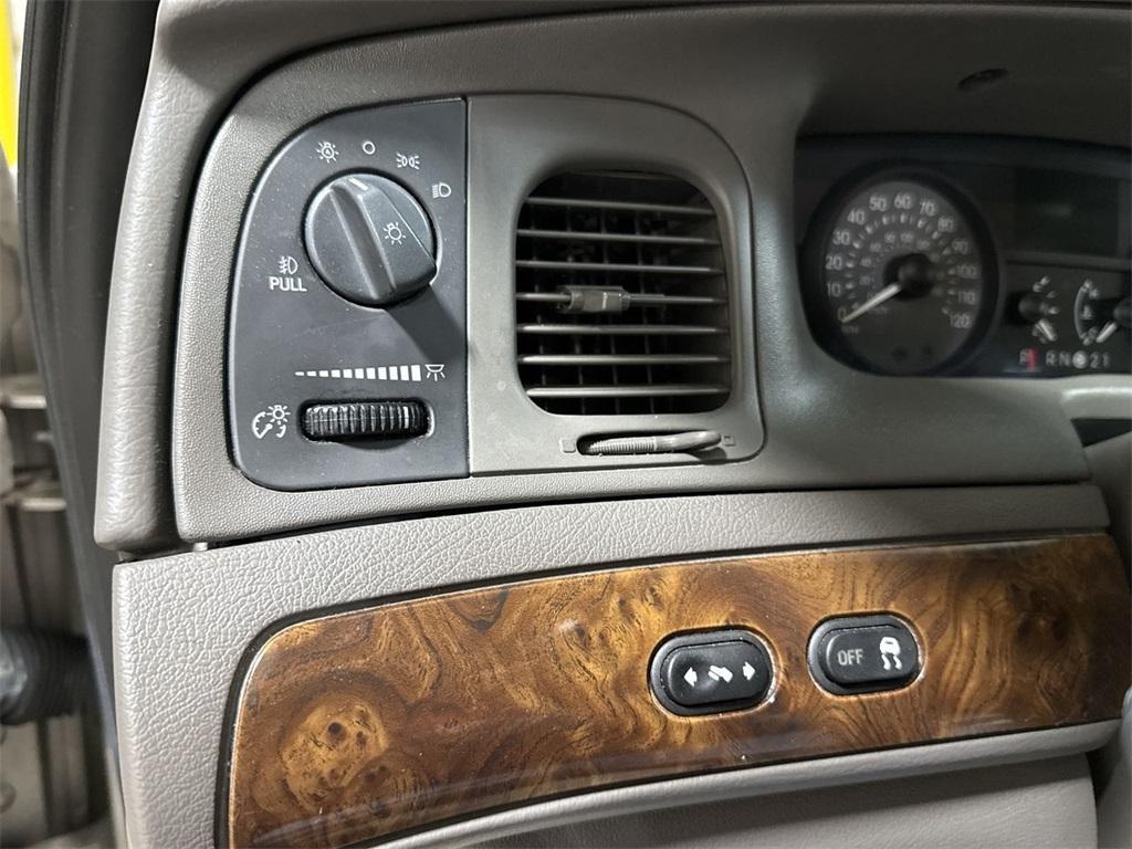 used 2008 Mercury Grand Marquis car, priced at $5,900