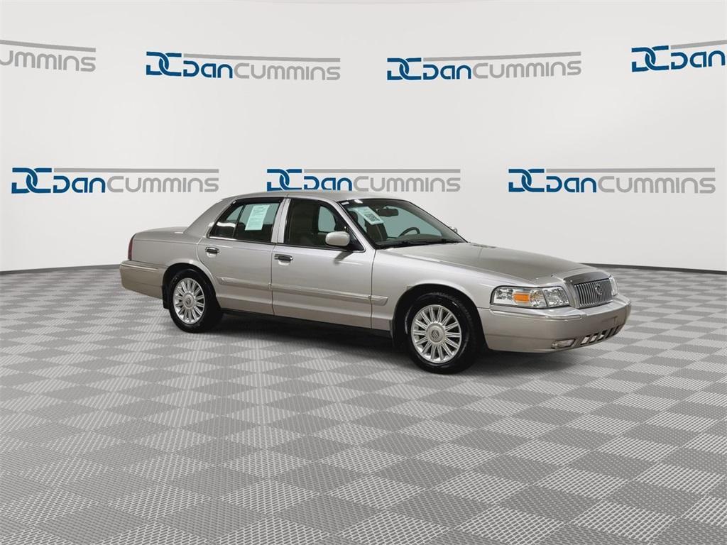 used 2008 Mercury Grand Marquis car, priced at $5,900