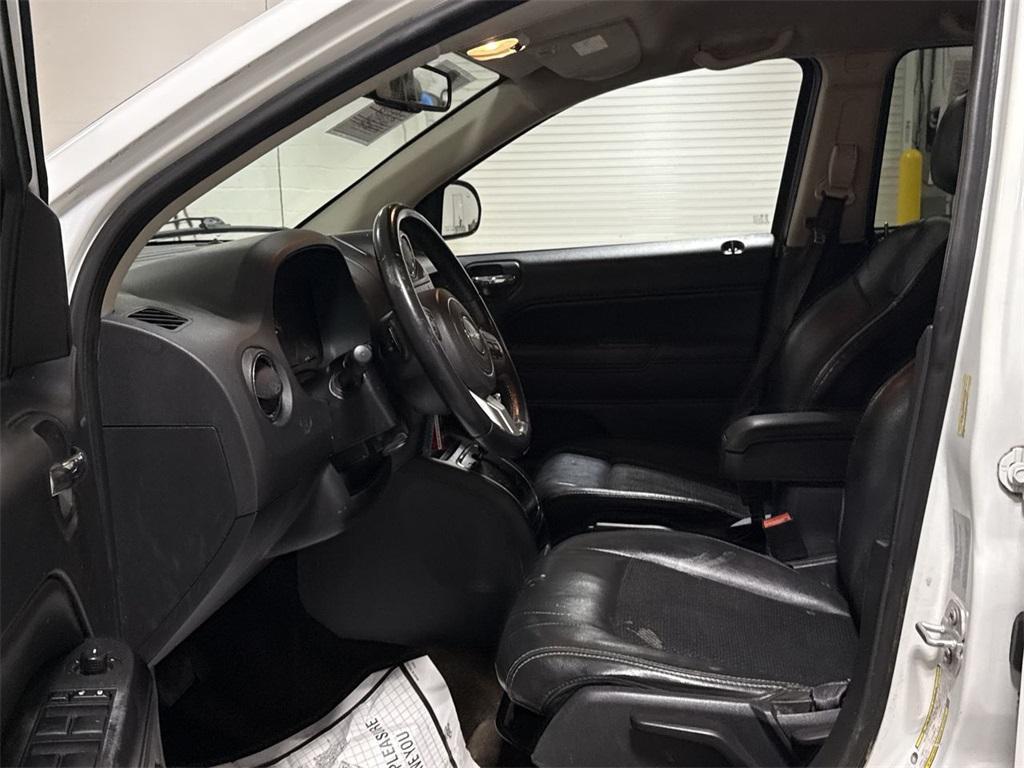 used 2017 Jeep Compass car, priced at $4,900