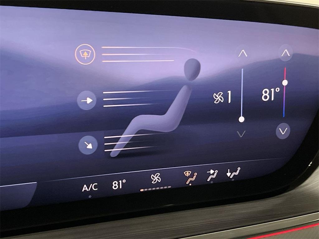 new 2025 Buick Envision car, priced at $37,029