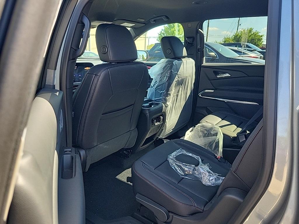new 2026 Chevrolet Traverse car, priced at $48,547