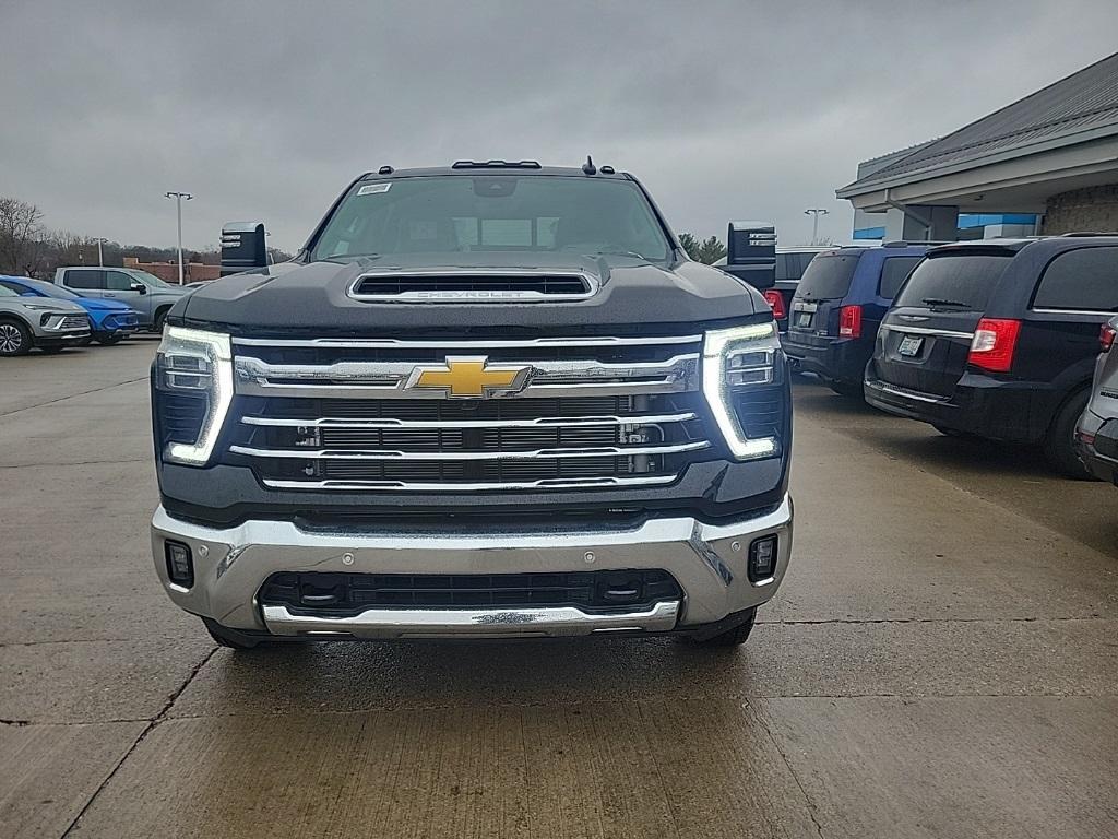 new 2025 Chevrolet Silverado 3500 car, priced at $76,873