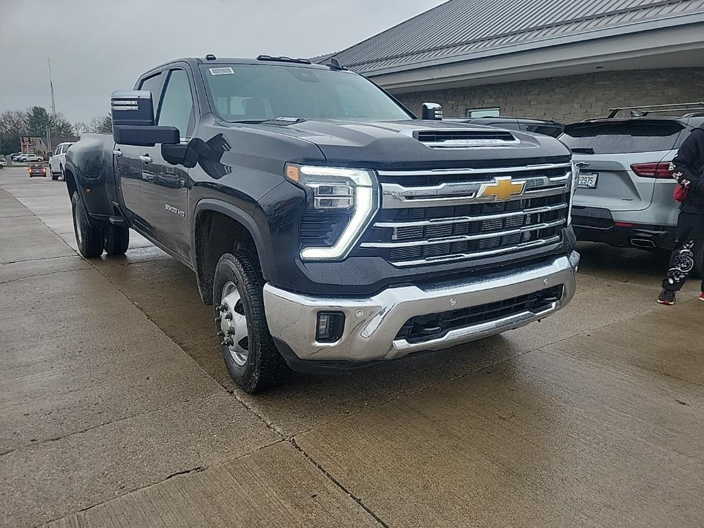 new 2025 Chevrolet Silverado 3500 car, priced at $76,873