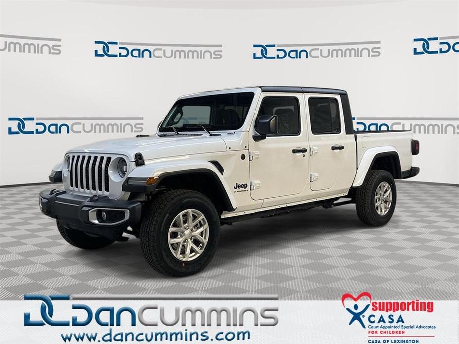 new 2023 Jeep Gladiator car, priced at $48,185